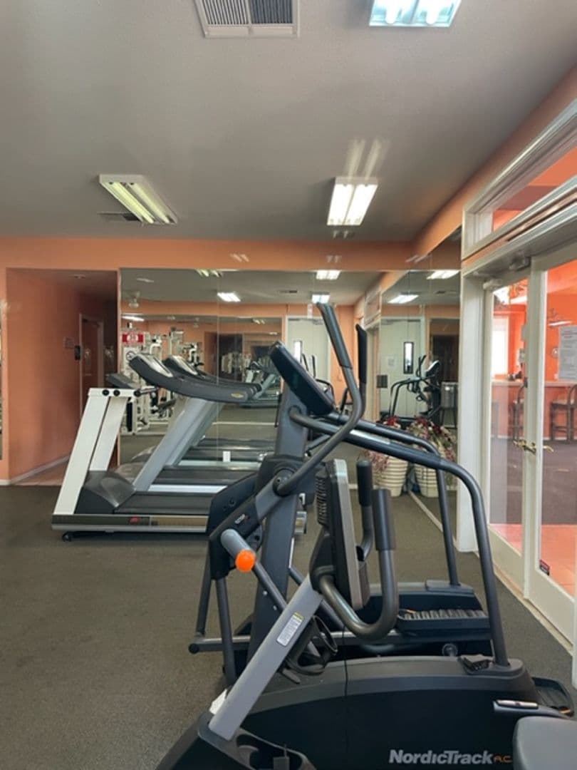 Las Vegas House: 1830 N. Buffalo Dr. #2082