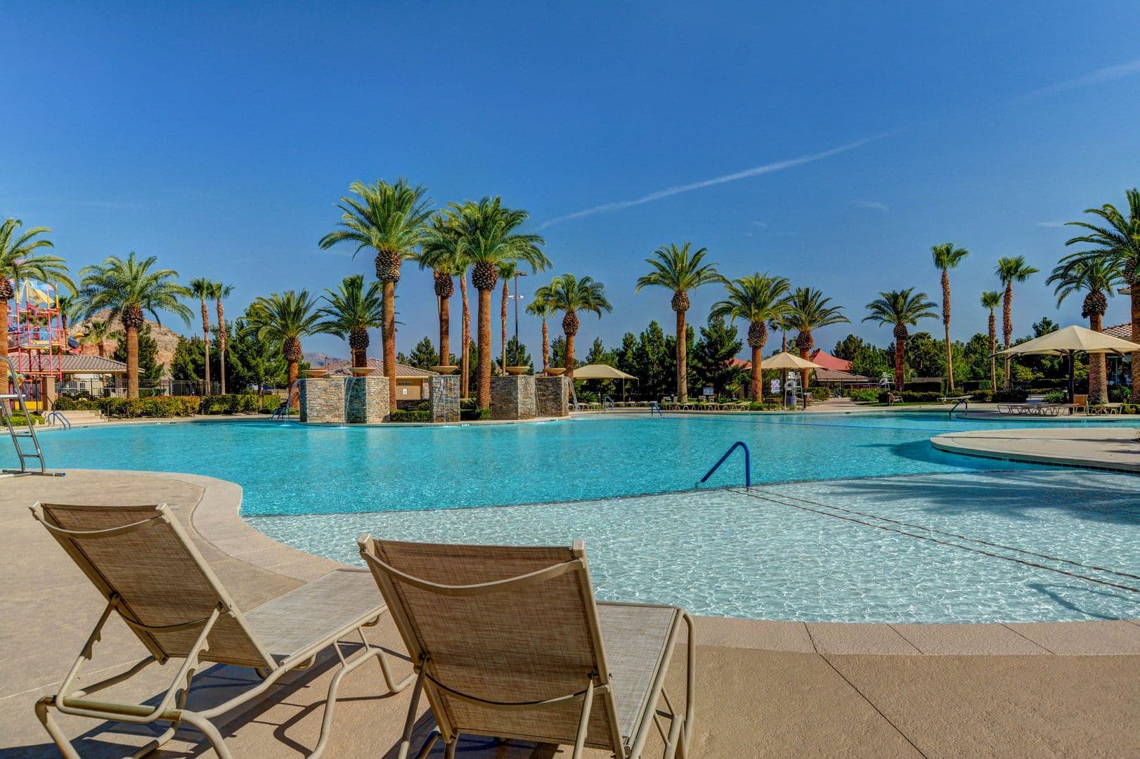 Las Vegas House: 321 Waterton Lakes Ave