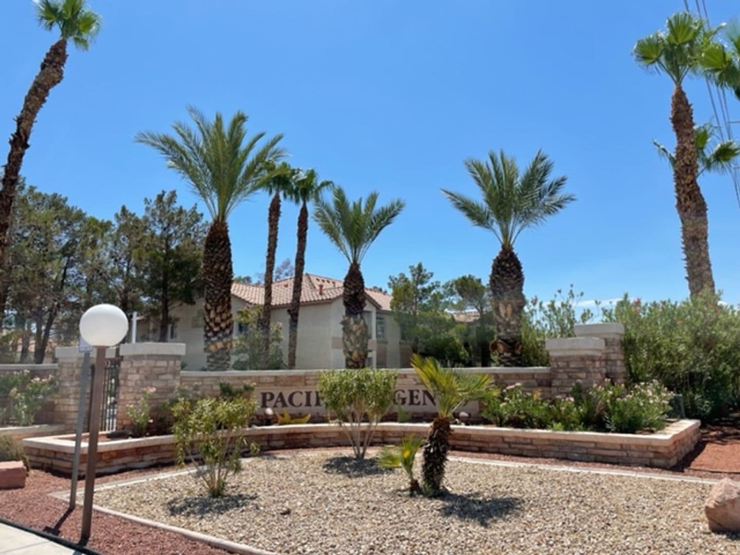 Las Vegas House: 1830 N. Buffalo Dr. #2082
