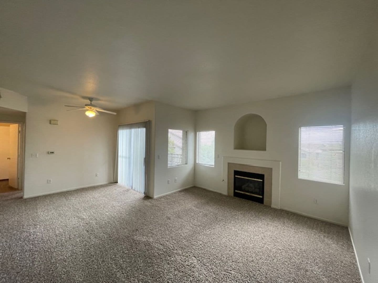 Las Vegas House: 8250 N. Grand Canyon Dr. Unit 2040