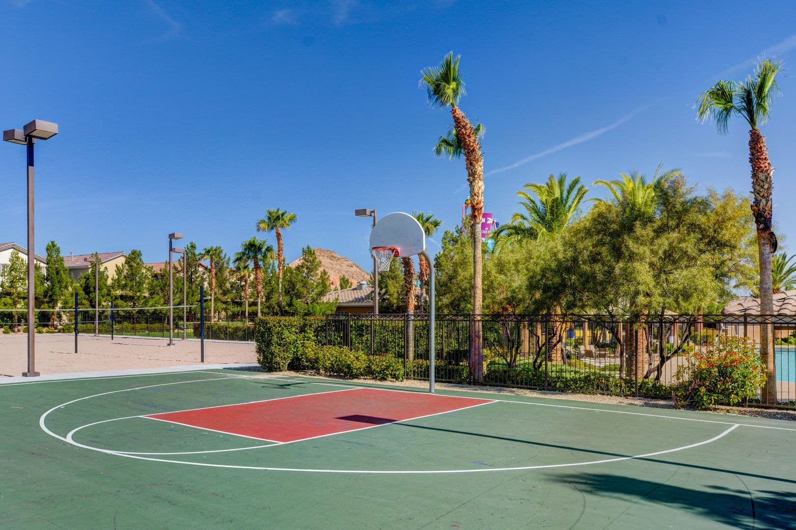 Las Vegas House: 321 Waterton Lakes Ave