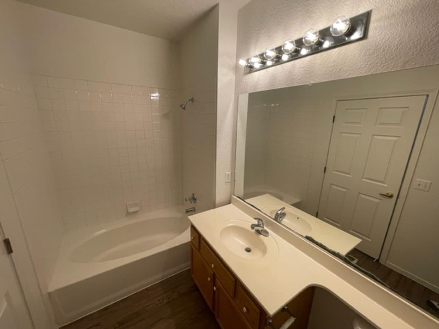 Las Vegas House: 1830 N. Buffalo Dr. #2082