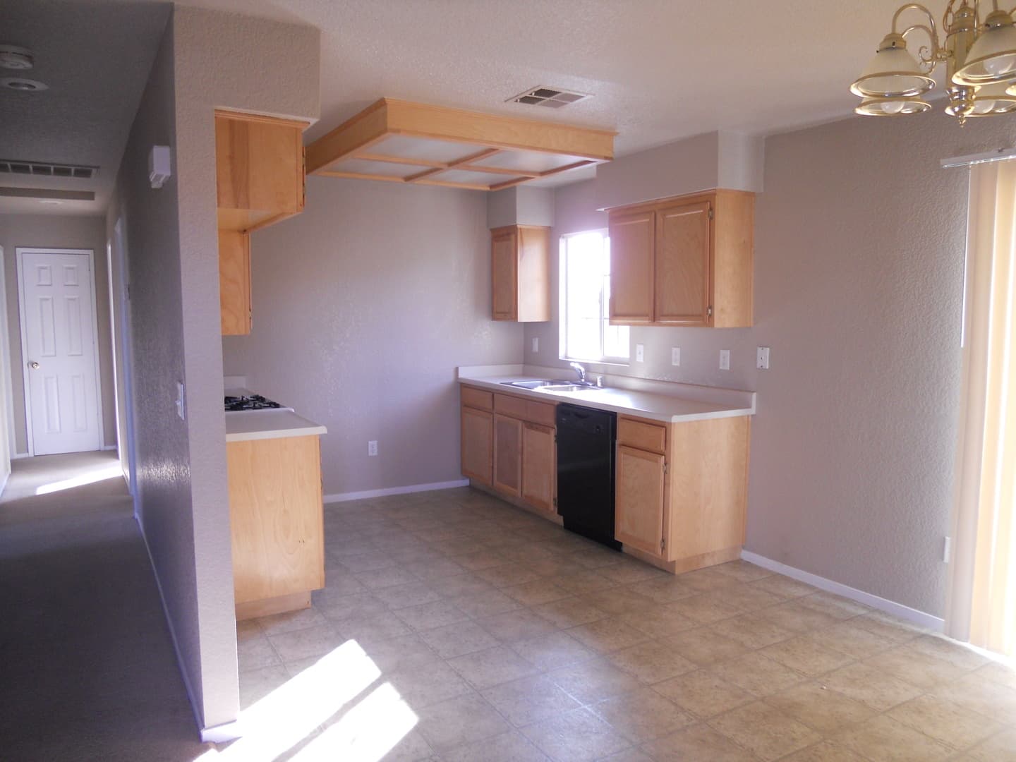 Madera House: 1951 Truman Drive