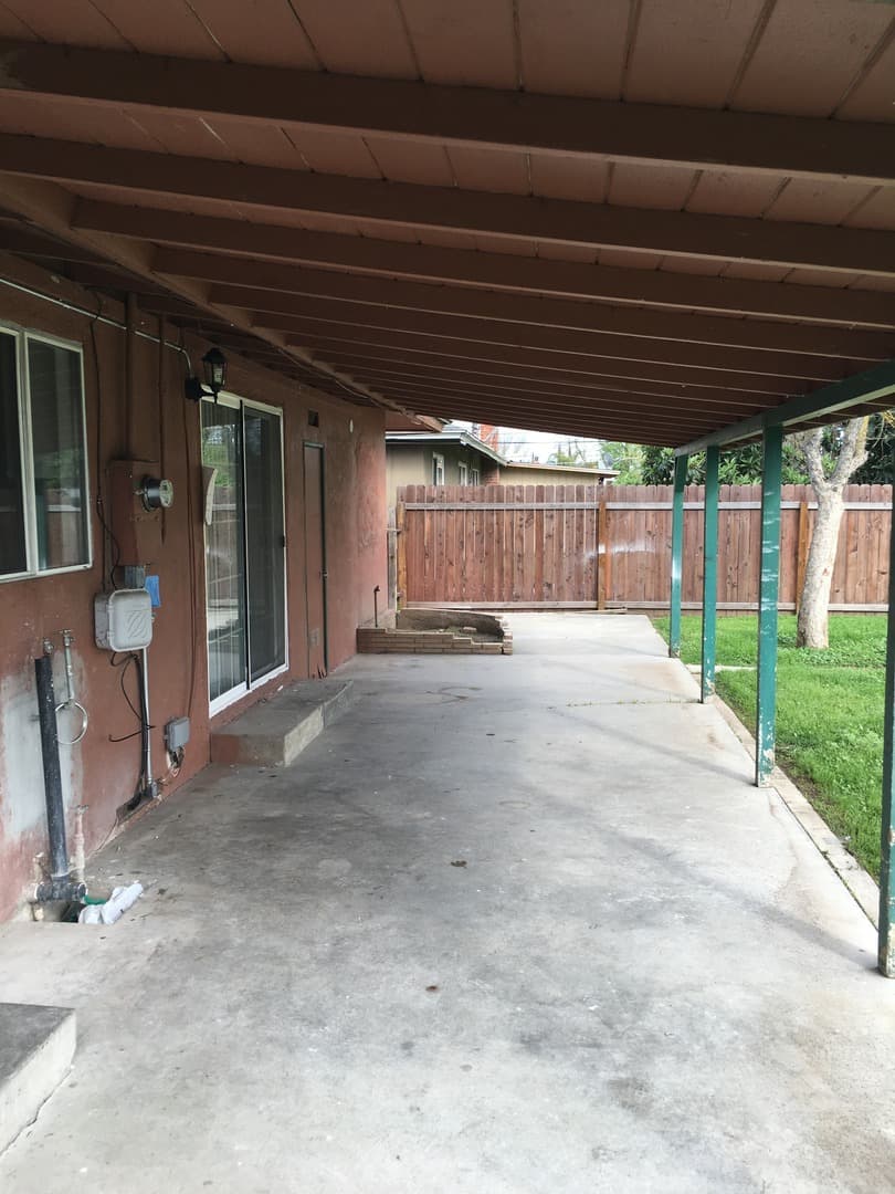 Madera House: 27242 Perkins Road