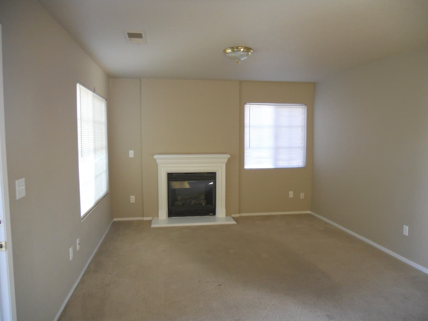 Madera House: 1951 Truman Drive