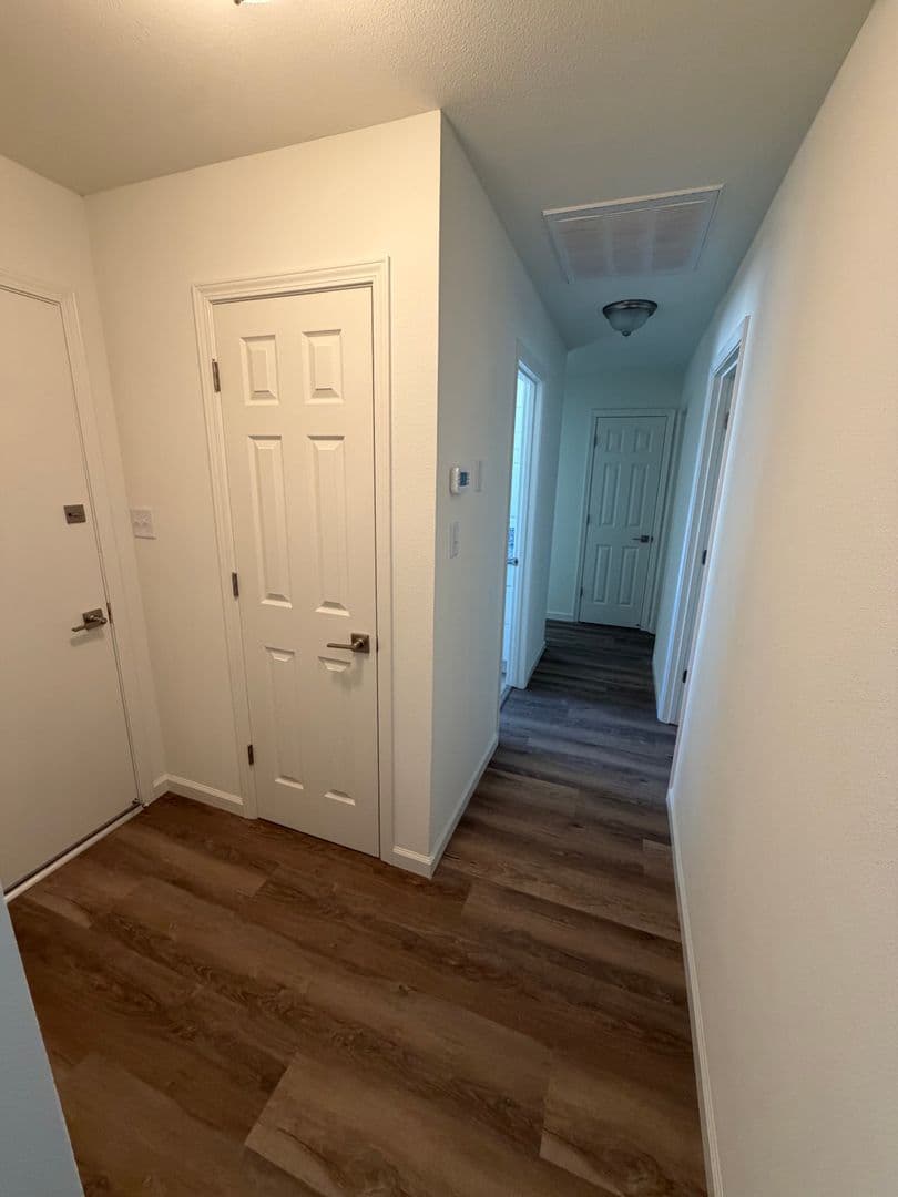 Clovis House: 2444 Dewitt Ave.