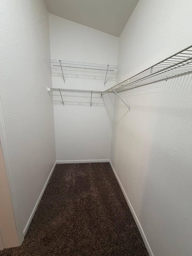 Lemoore House: 7664 19 1/2 Ave