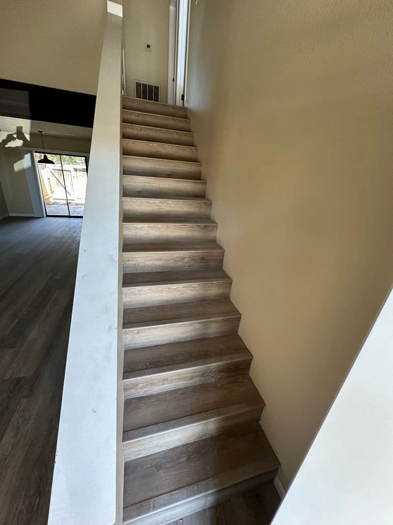 Madera Apartment: 1025 Barnett Way