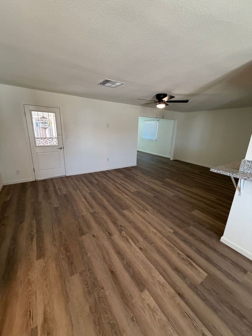 Clovis House: 2444 Dewitt Ave.