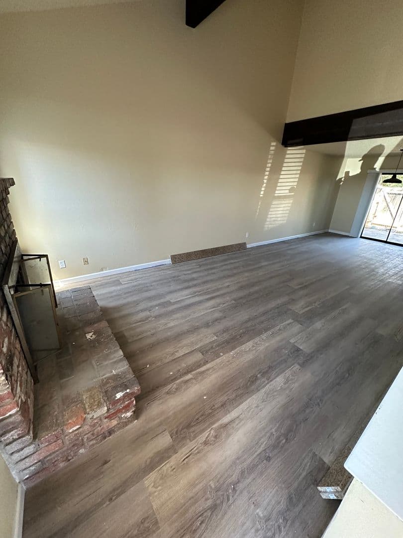 Madera Apartment: 1025 Barnett Way