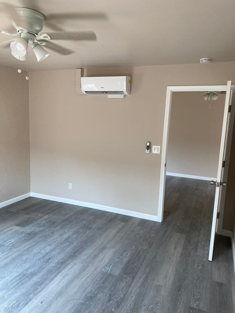 Madera Apartment: 821 E. 5th Street