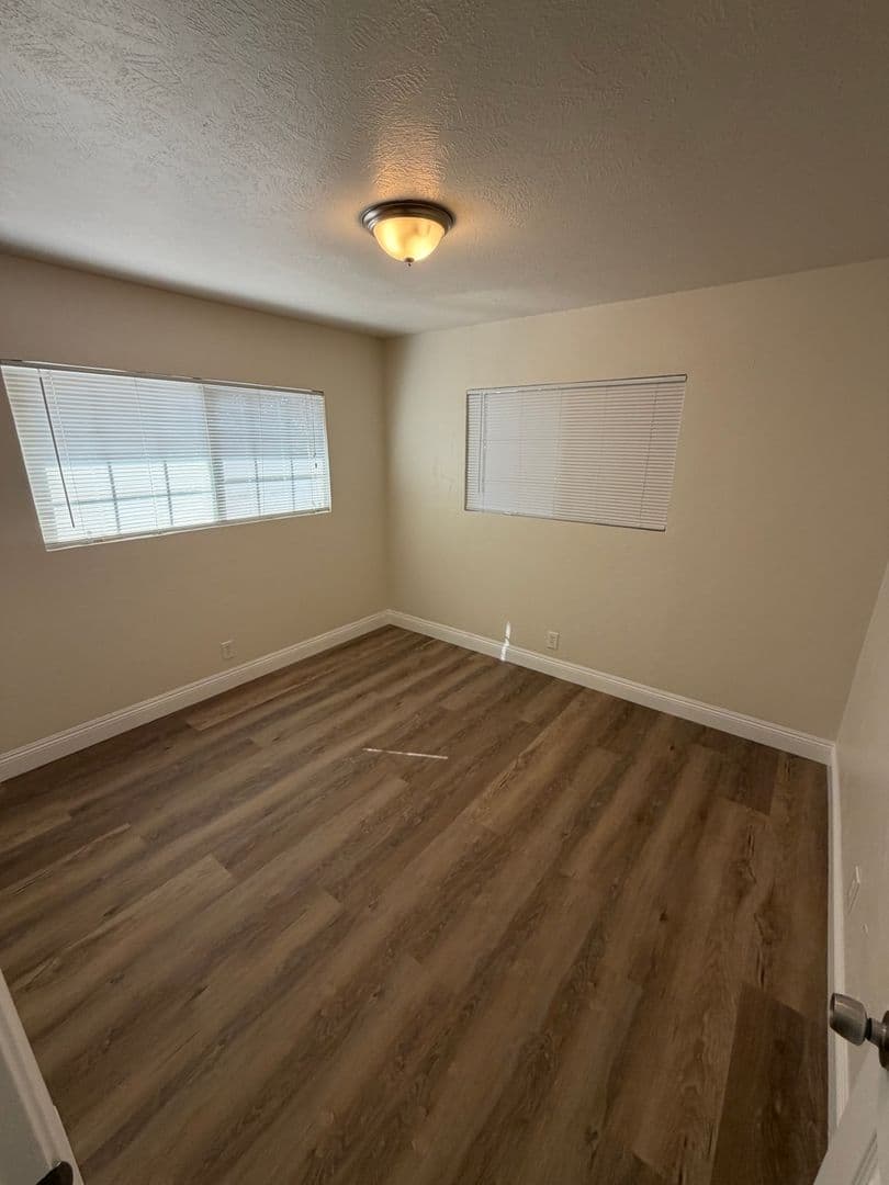 Madera House: 27242 Perkins Road