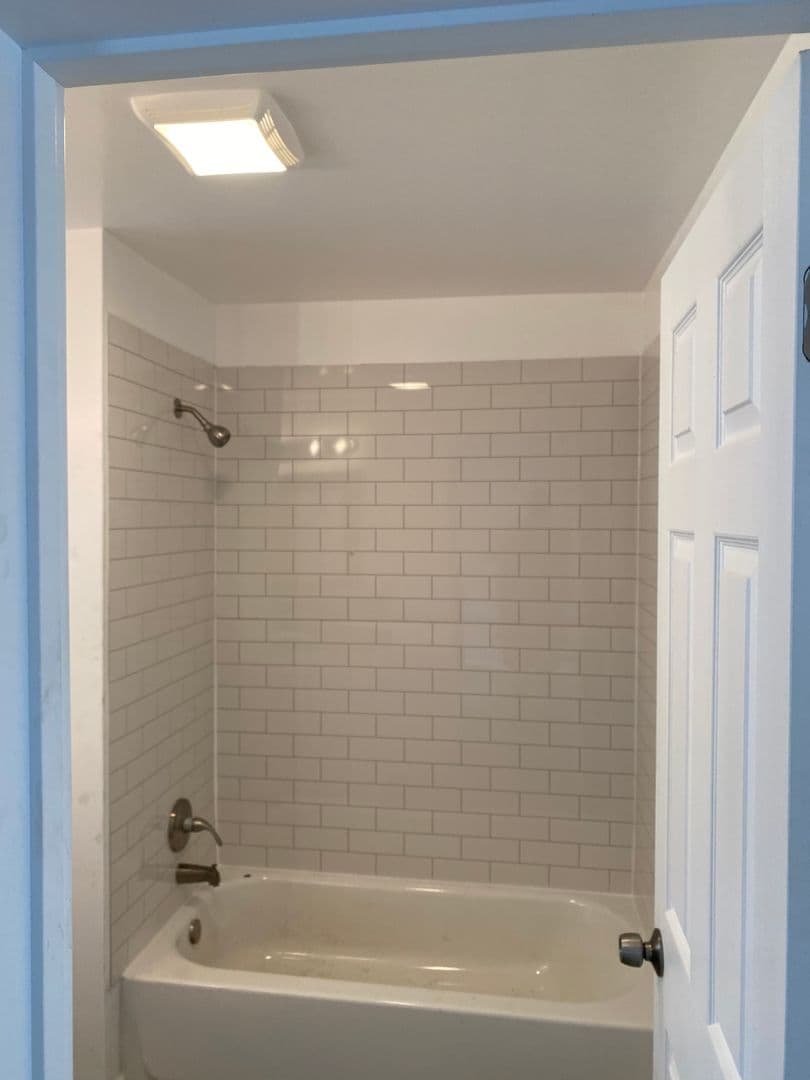 Madera Apartment: 821 E. 5th Street