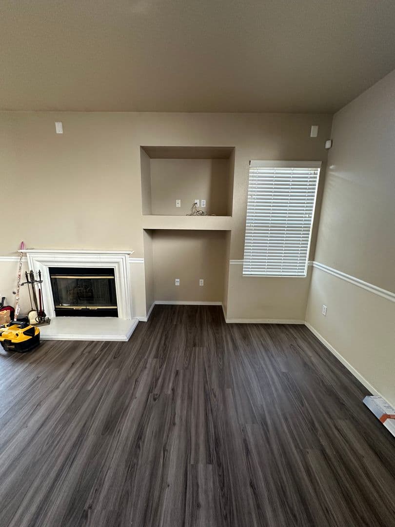 Lemoore House: 861 Woodridge Circle