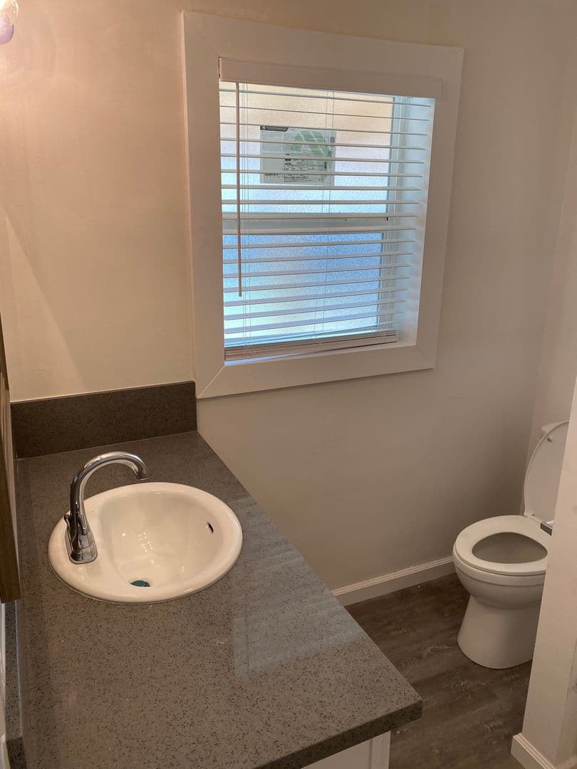 Madera Apartment: 821 E. 5th Street