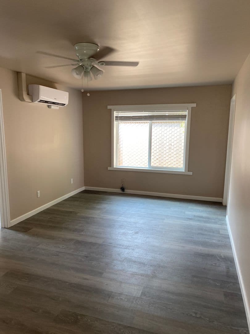 Madera Apartment: 821 E. 5th Street