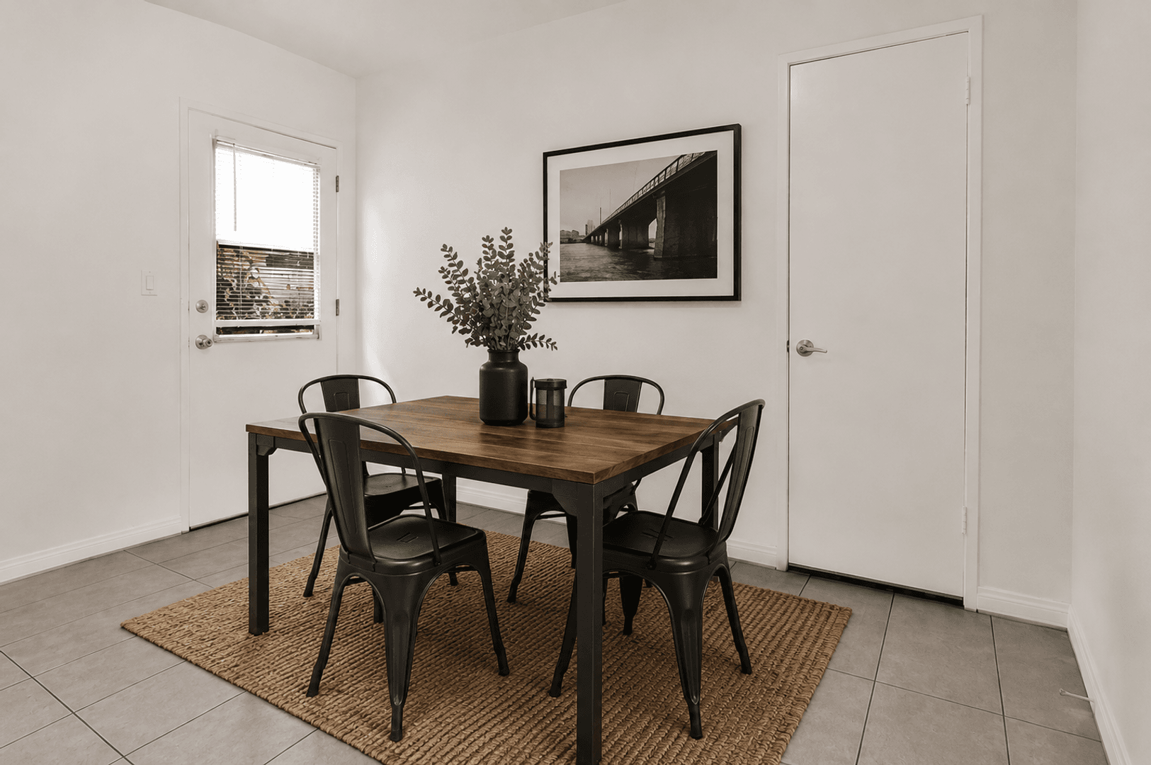 Los Angeles Apartment: 3147 S. Durango Ave.