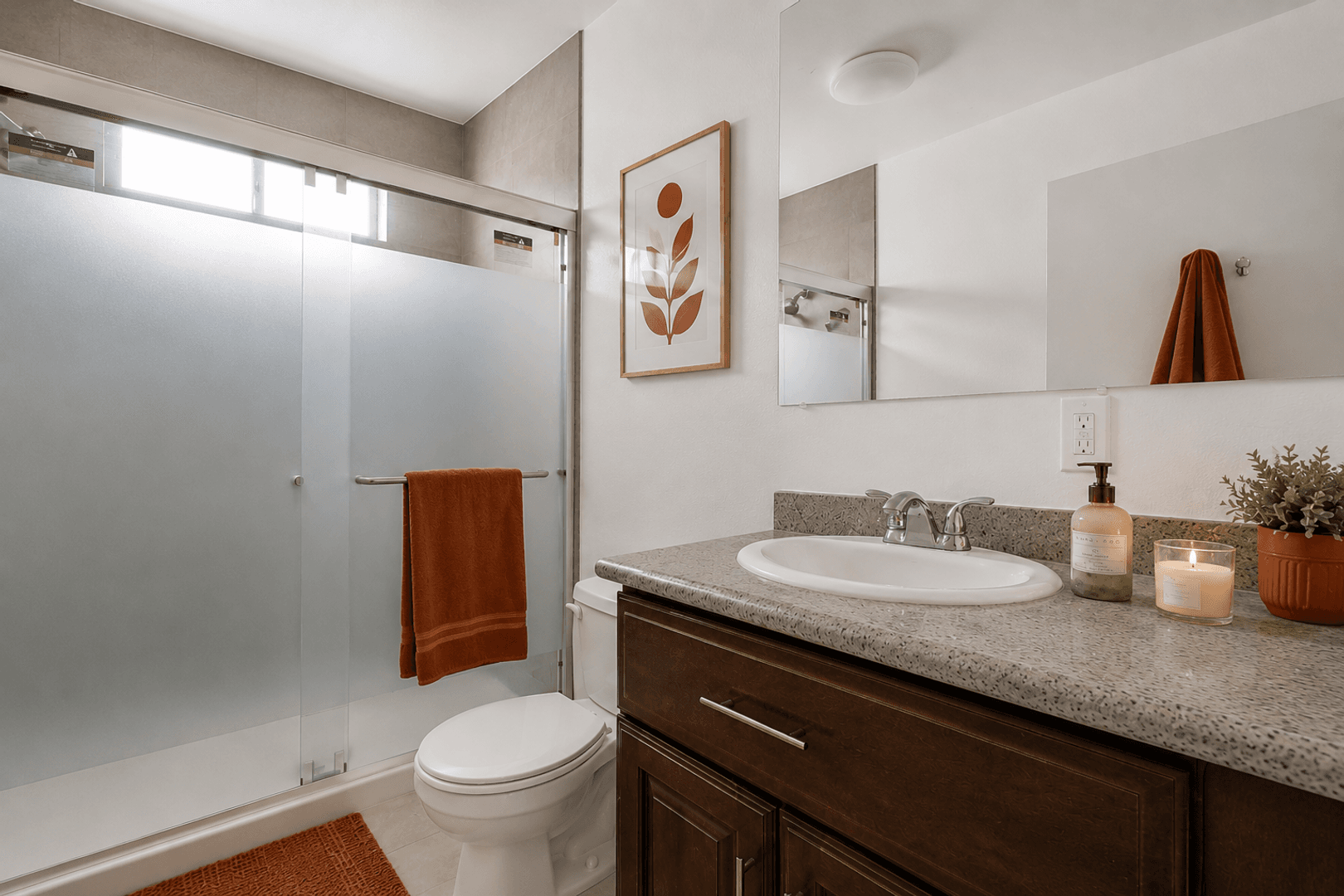 Los Angeles Apartment: 4505-4509 Maplewood Ave.