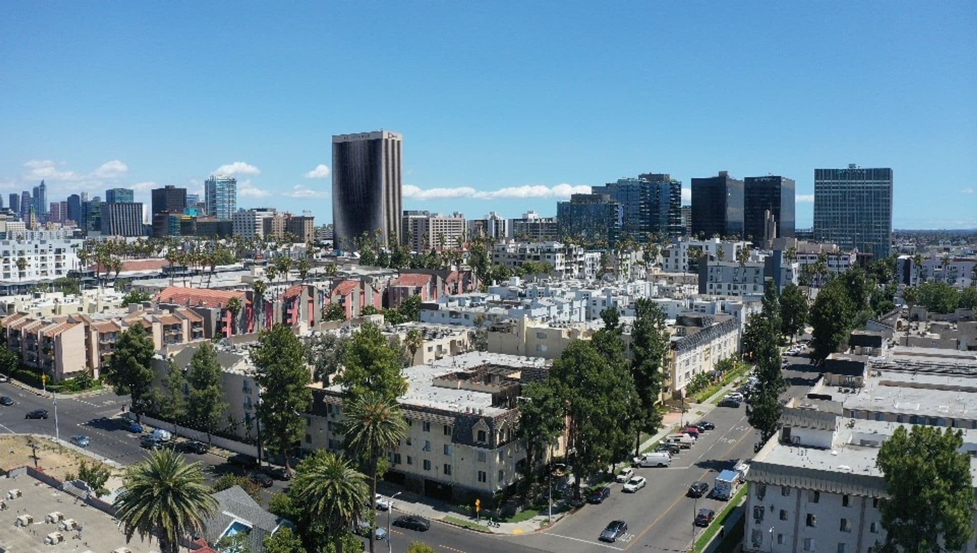 Los Angeles Apartment: 400 S. Harvard Blvd.