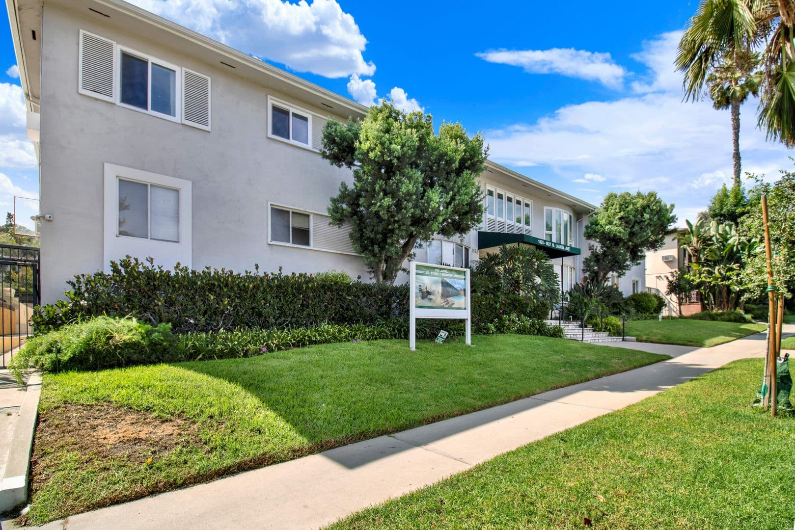 Los Angeles Apartment: 1625-1627 N. Laurel Ave.