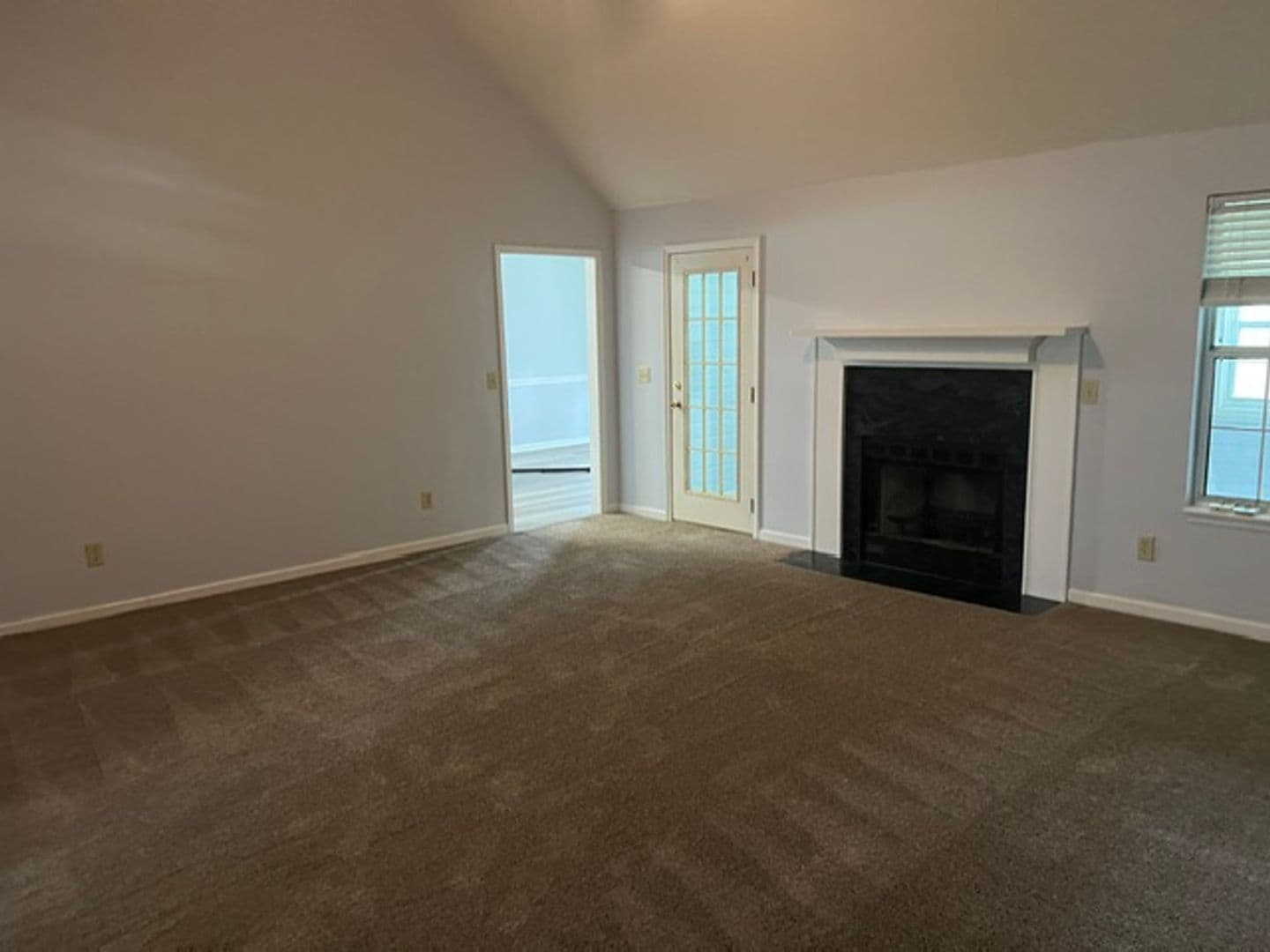 Warner Robins House: 121 Timber Ridge Drive