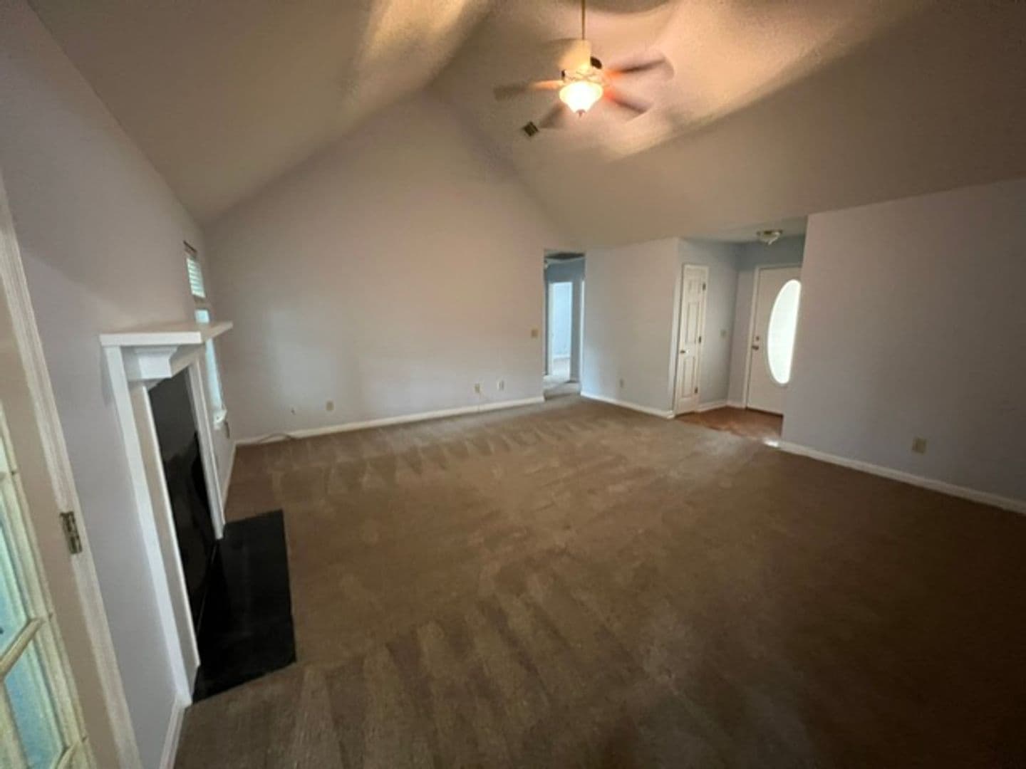 Warner Robins House: 121 Timber Ridge Drive