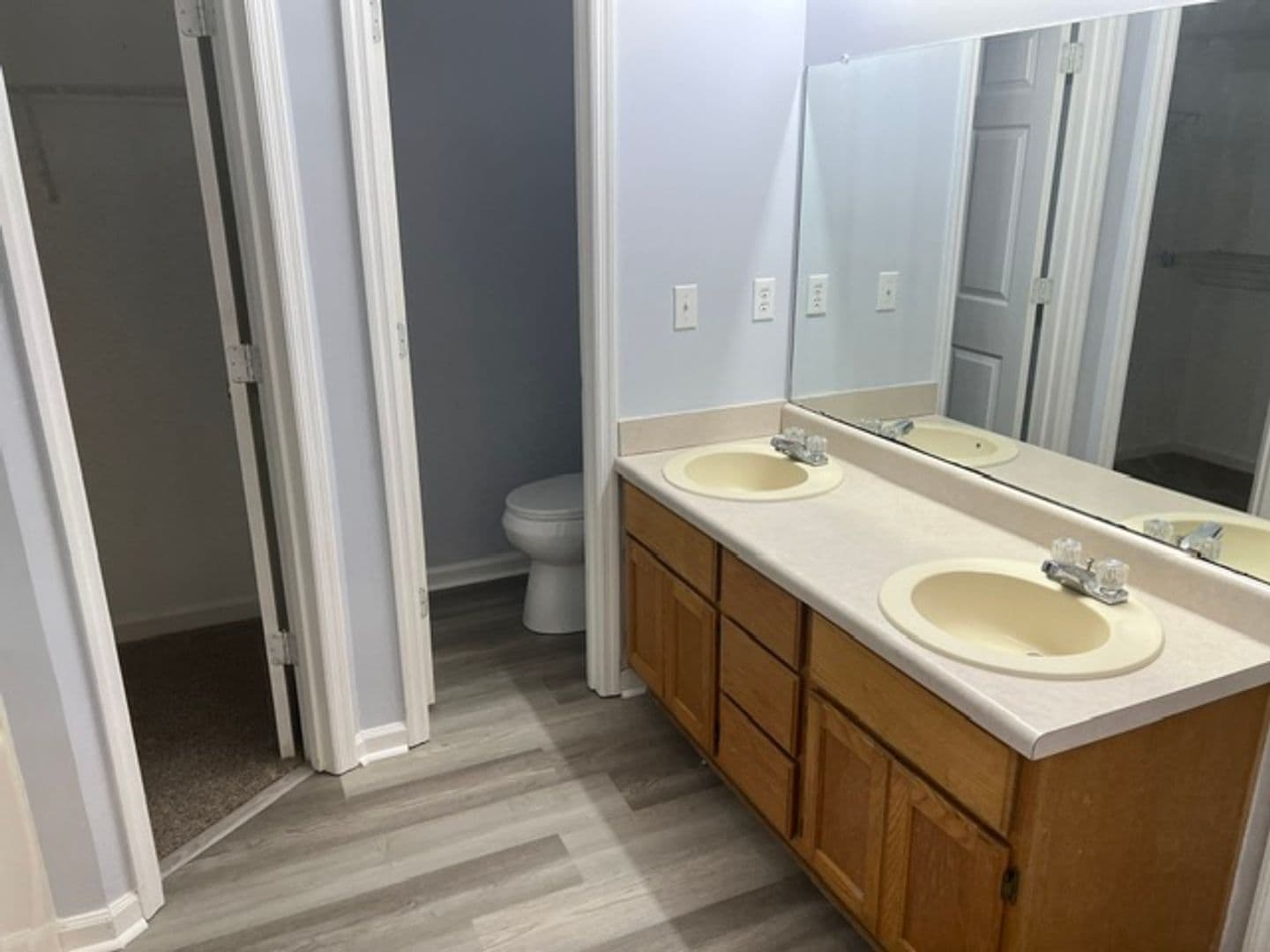 Warner Robins House: 121 Timber Ridge Drive