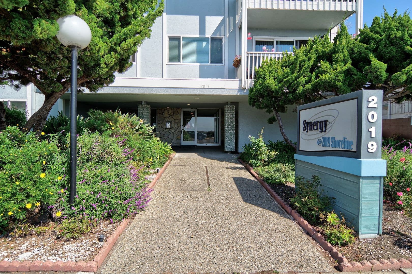 Alameda Apartment: 2019 Shoreline Drive