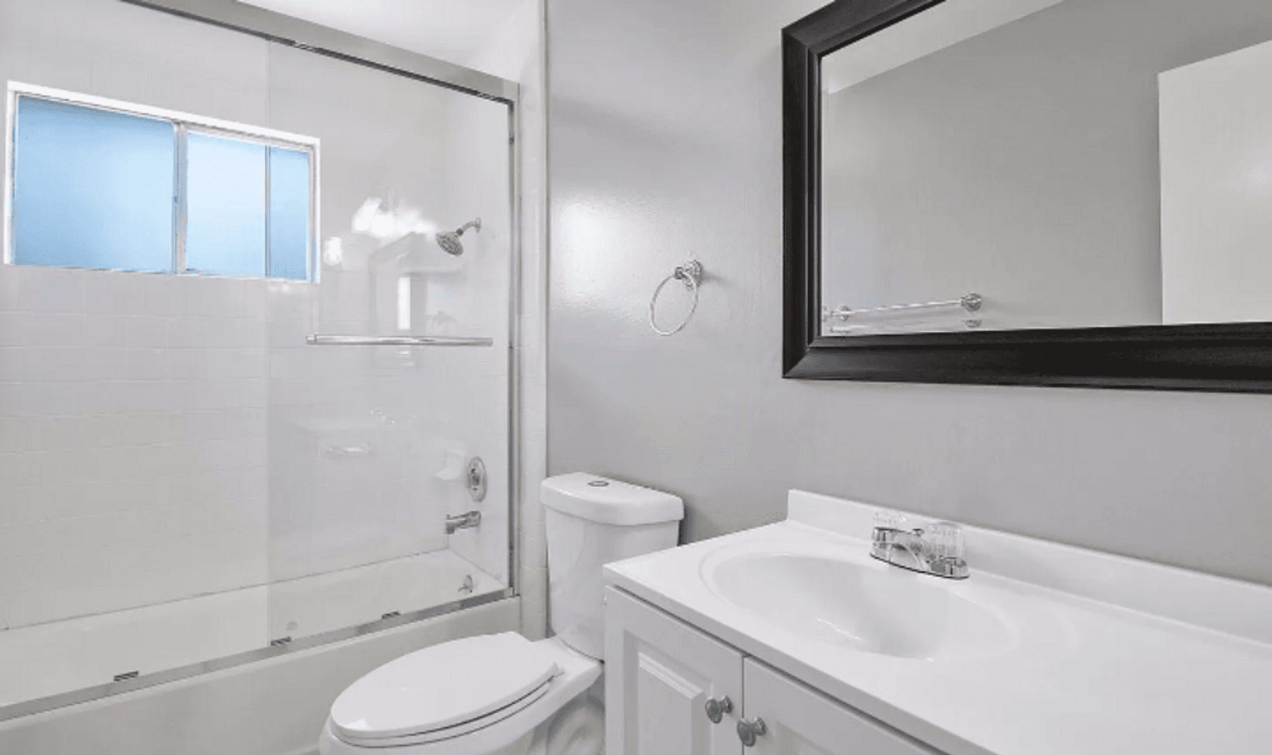 Mountain View Apartment: 37-41 Sherland Avenue