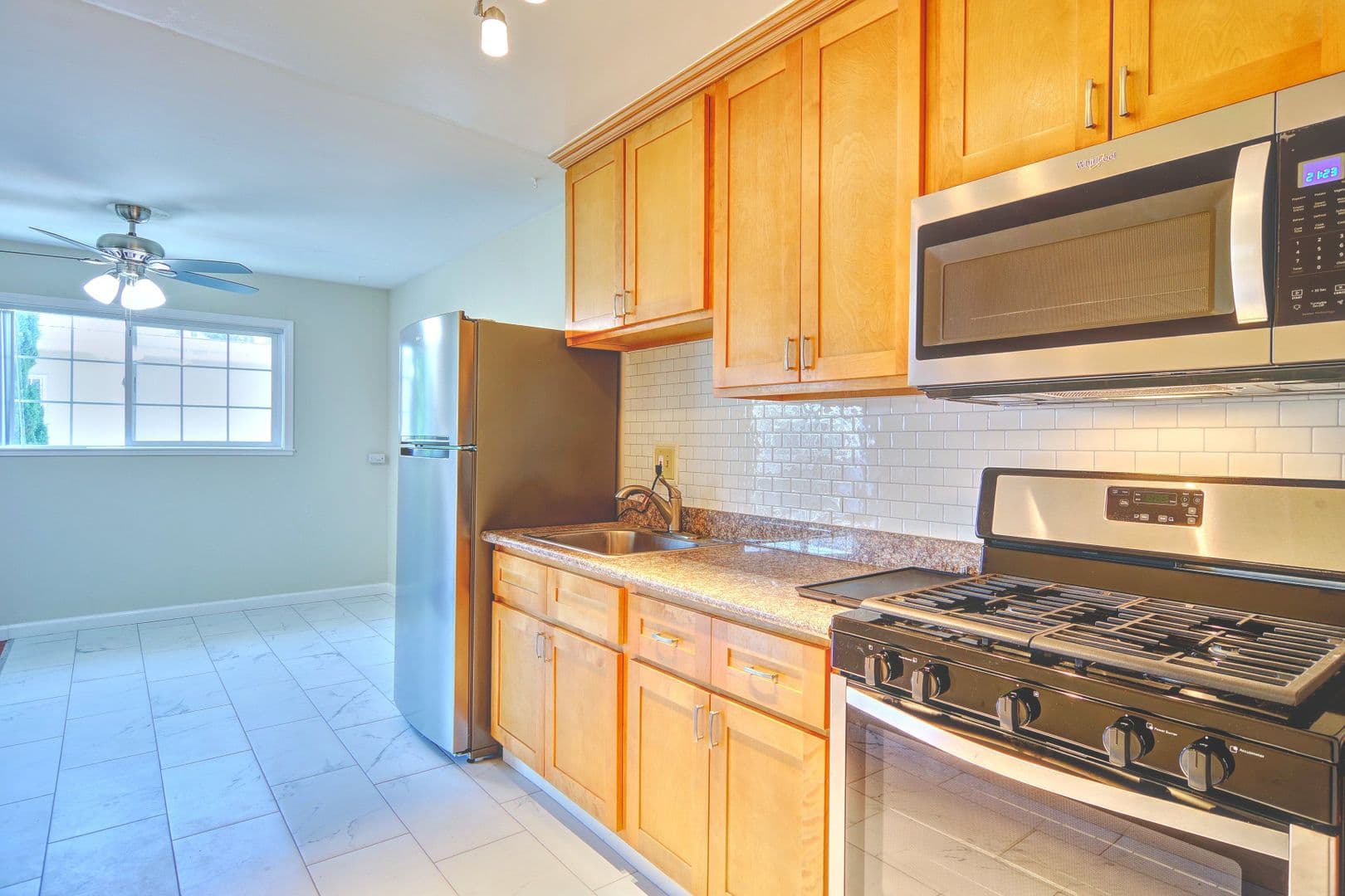 Hayward Apartment: 25401 Cypress Ave