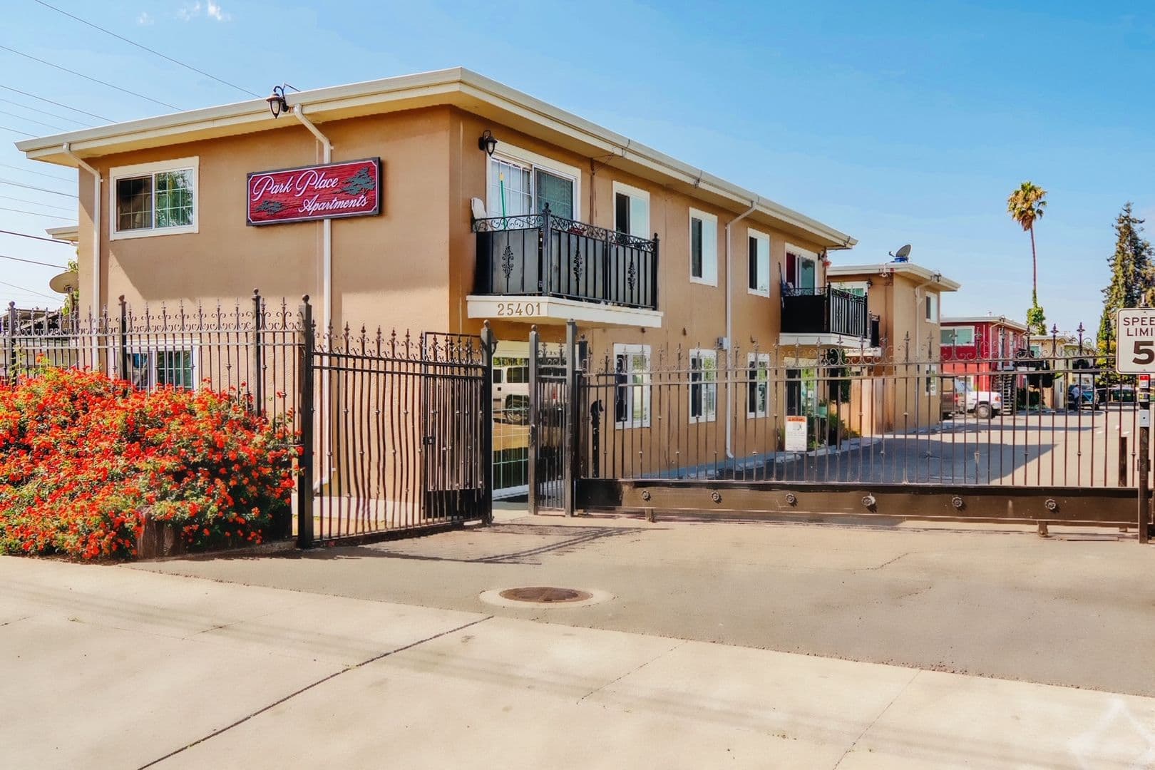 Hayward Apartment: 25401 Cypress Ave