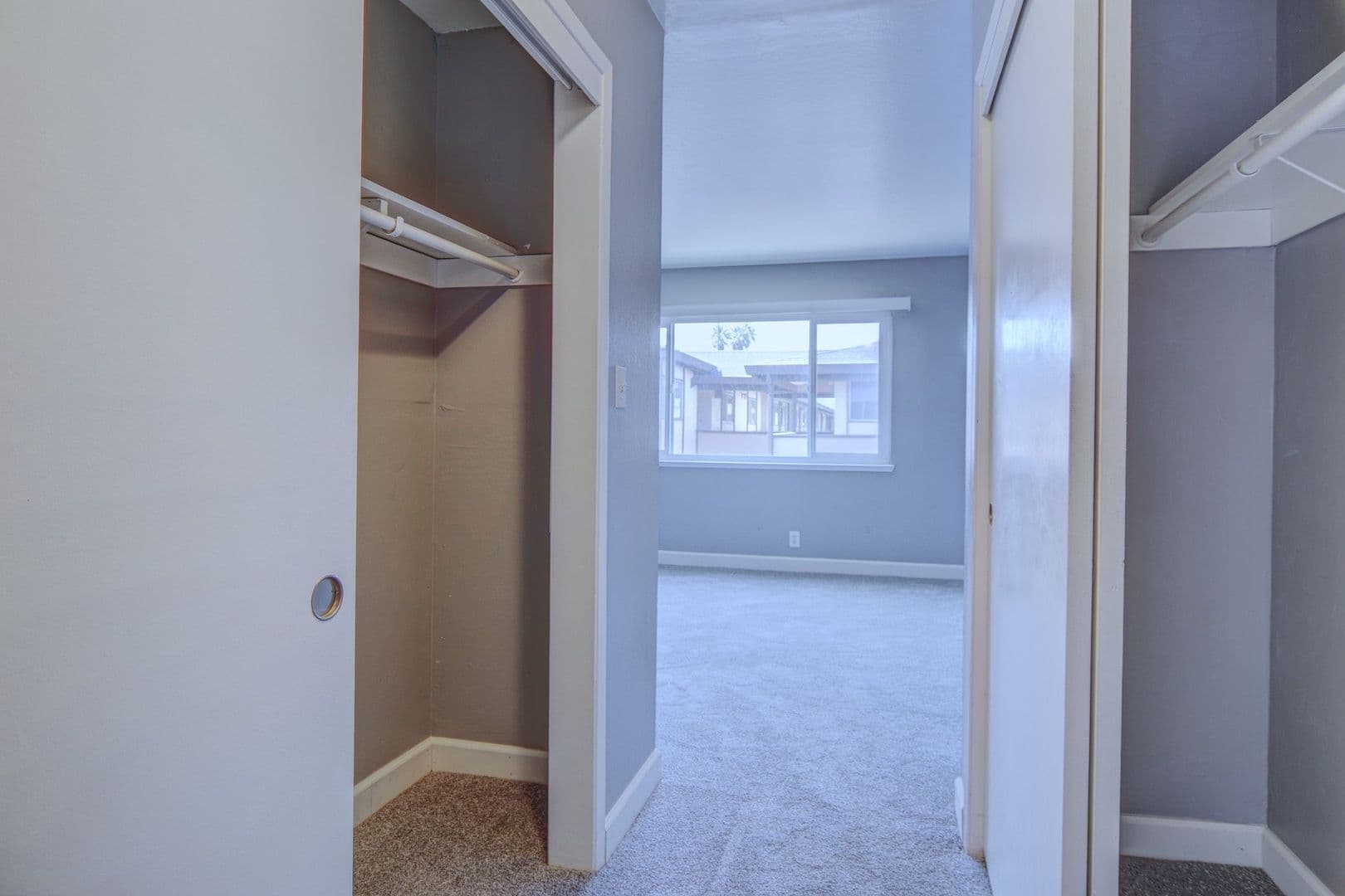 Alameda Apartment: 2019 Shoreline Drive