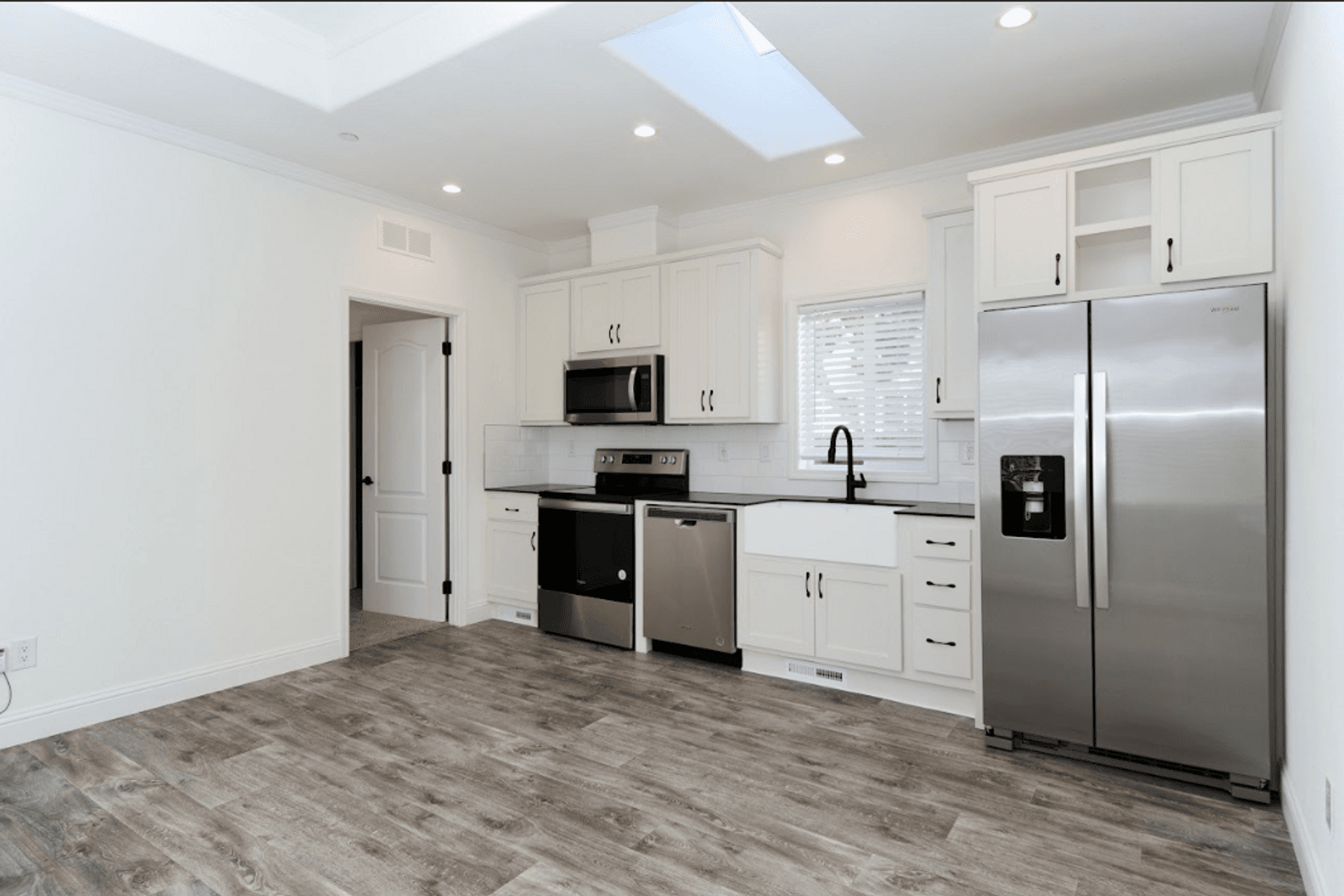 Berkeley Apartment: 2875 California Street