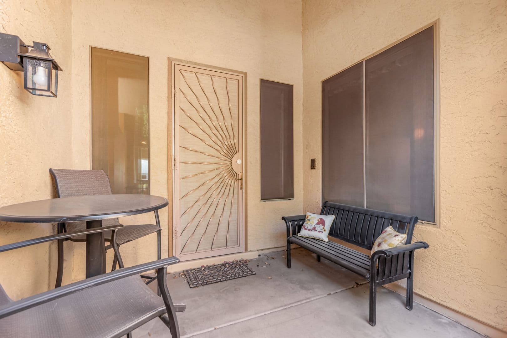 Peoria House: 8440 W Alex Ave