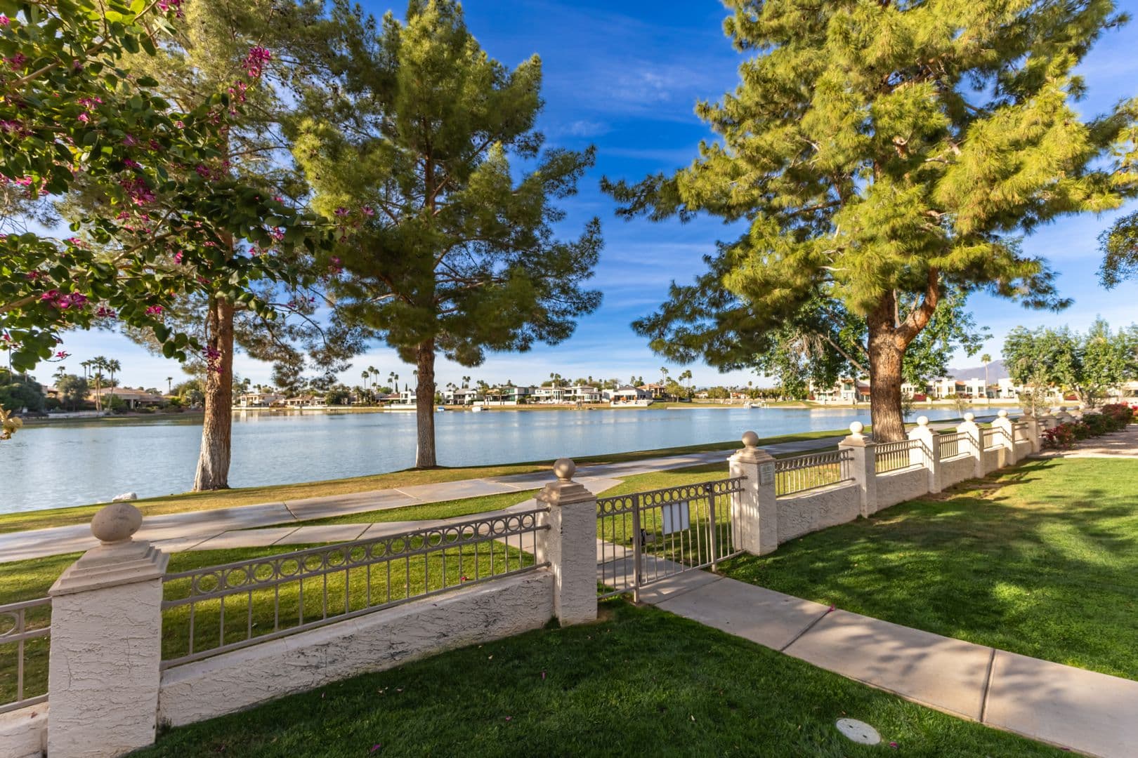 Scottsdale Condo: 8270 N Hayden Rd #2043