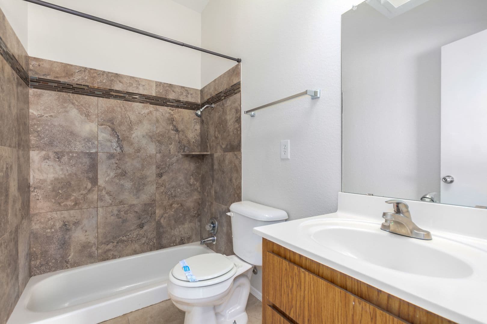 Tempe Condo: 1293 W 5th St