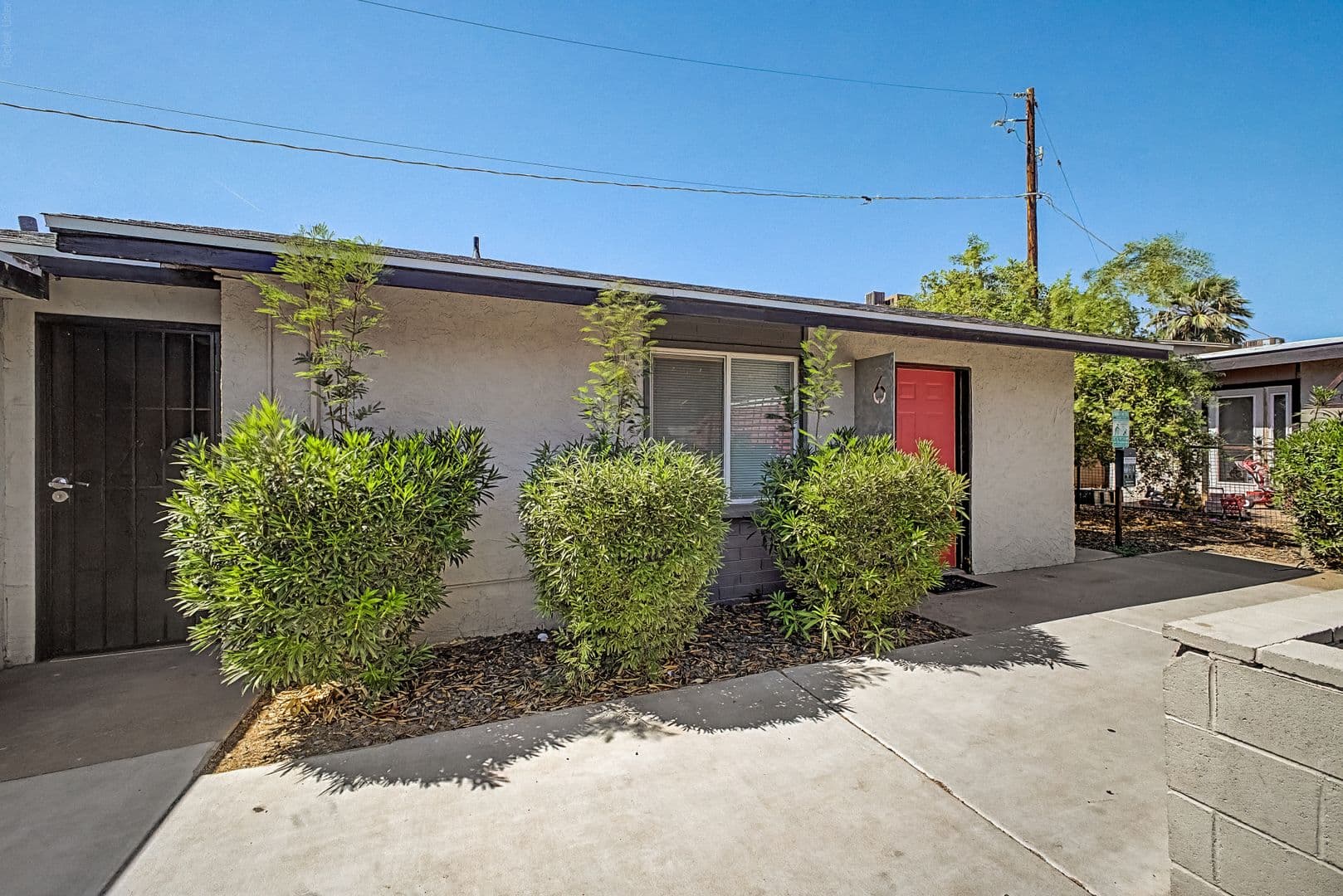 Phoenix Apartment: 1632 E. Cambridge Ave.
