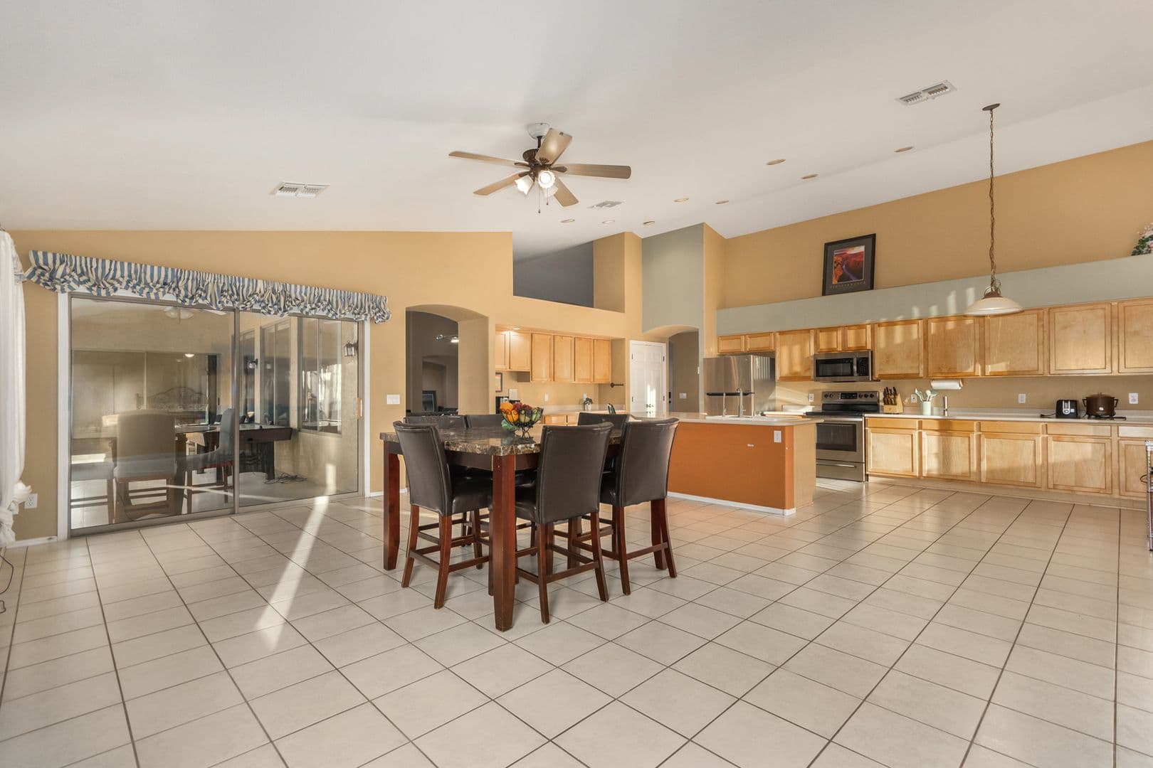 Peoria House: 8440 W Alex Ave