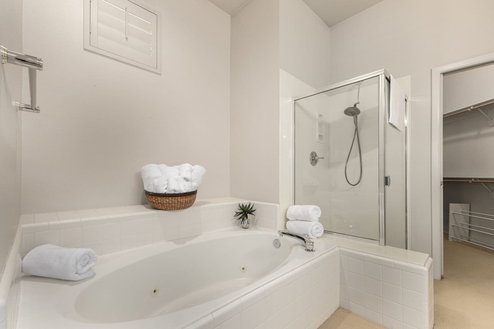 Scottsdale Condo: 8270 N Hayden Rd #2043
