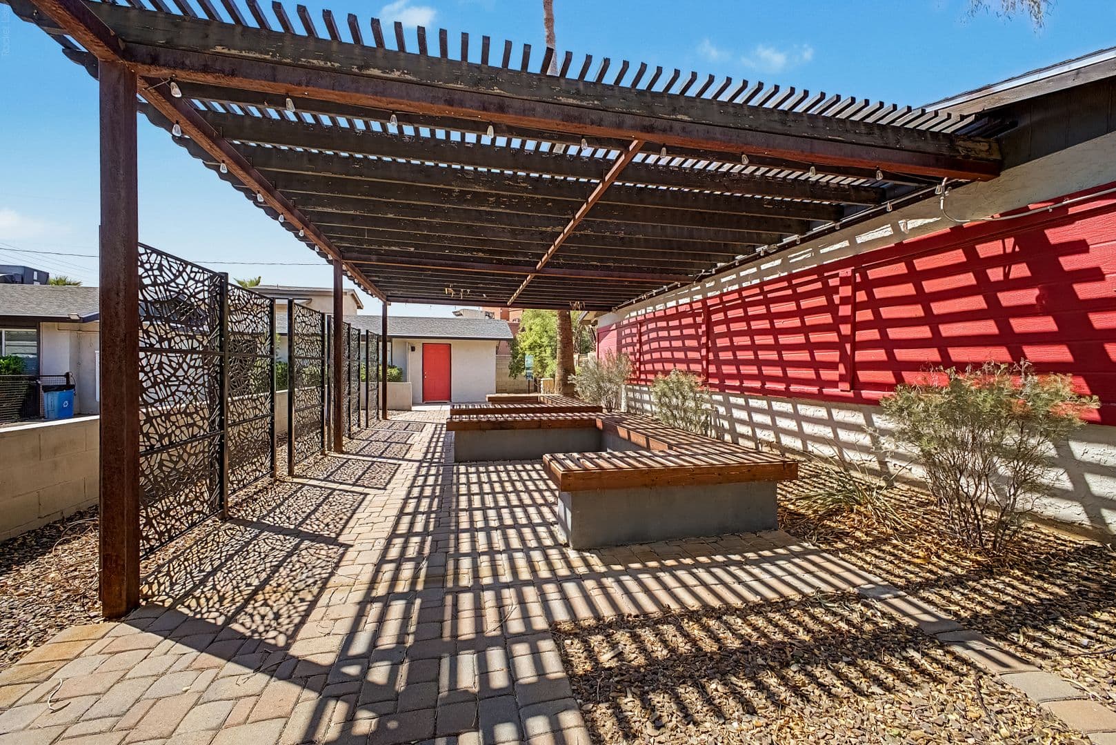 Phoenix Apartment: 1632 E. Cambridge Ave.