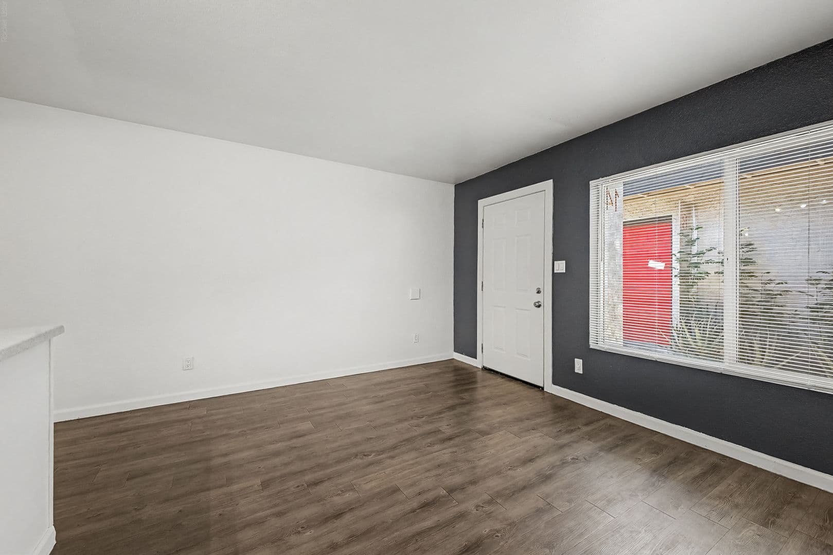 Phoenix Apartment: 1632 E. Cambridge Ave.