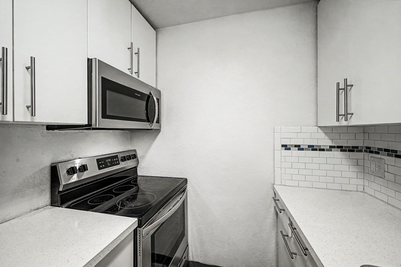 Phoenix Apartment: 1701 E. Cambridge Ave.