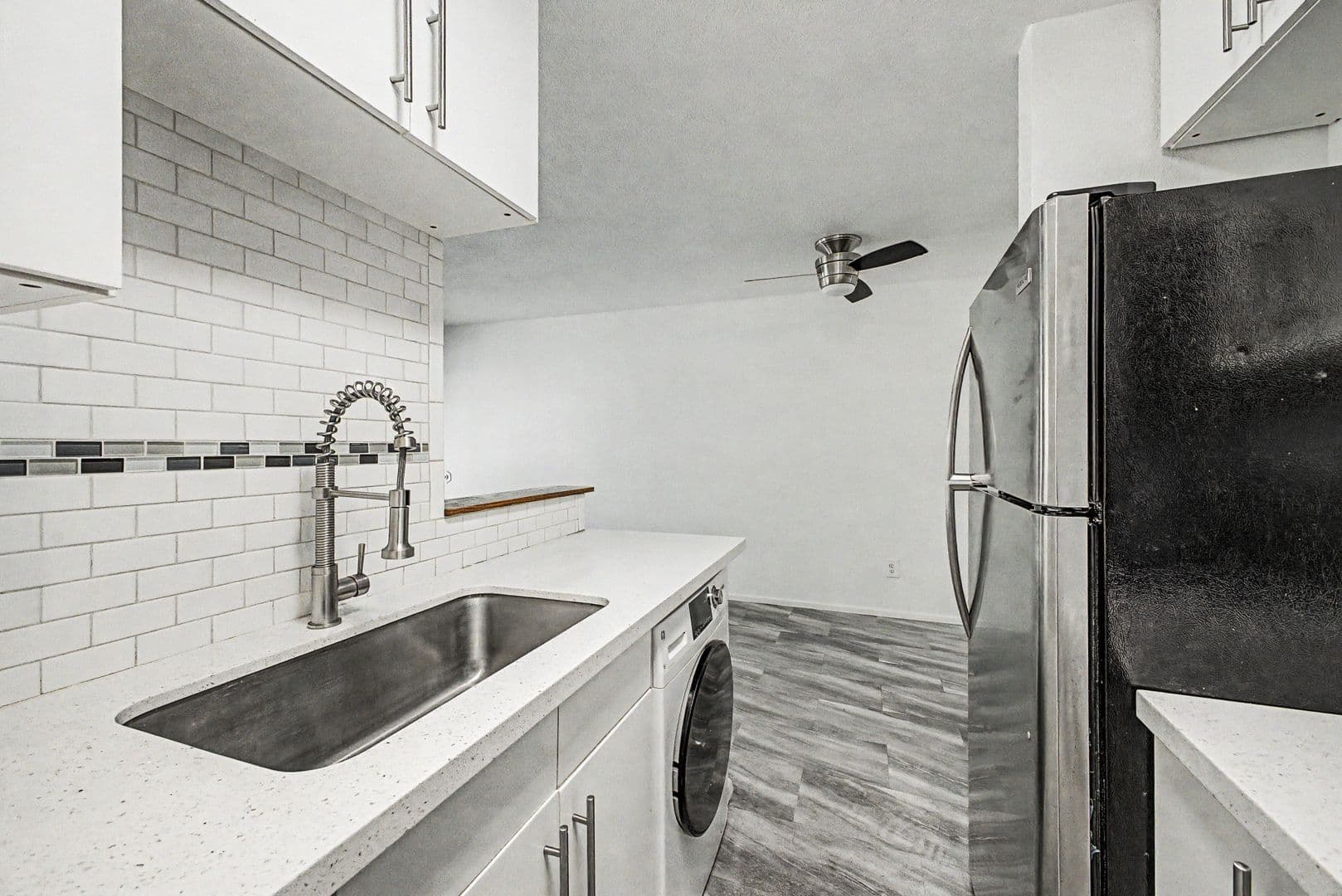 Phoenix Apartment: 1701 E. Cambridge Ave.