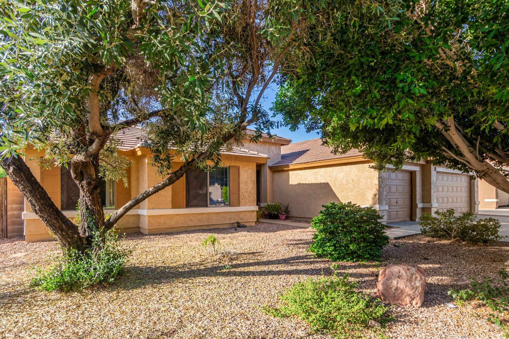 Peoria House: 8440 W Alex Ave