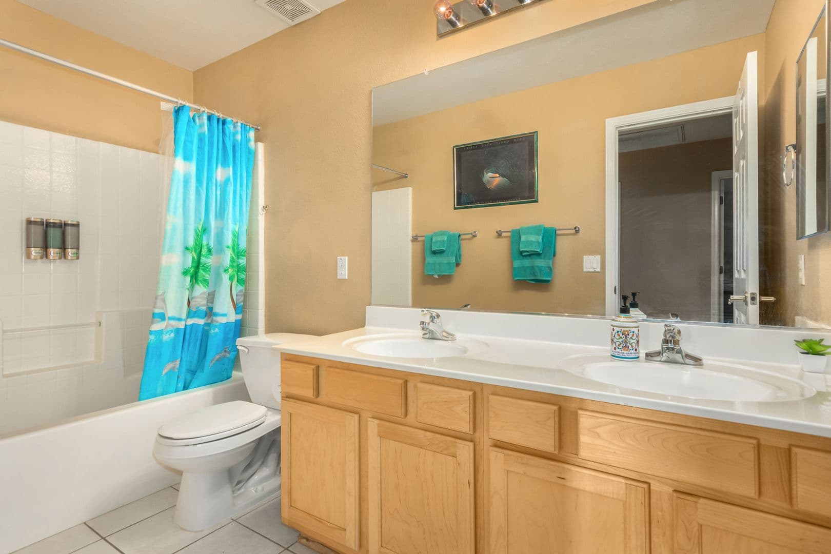 Peoria House: 8440 W Alex Ave
