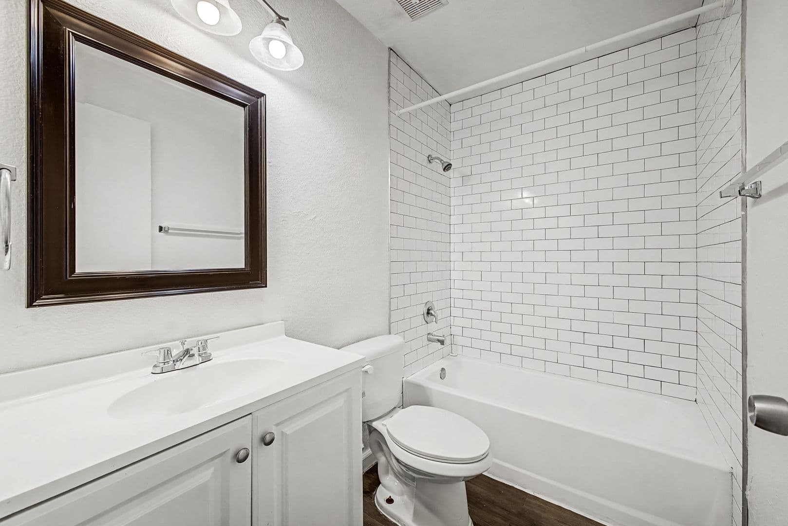 Phoenix Apartment: 1632 E. Cambridge Ave.