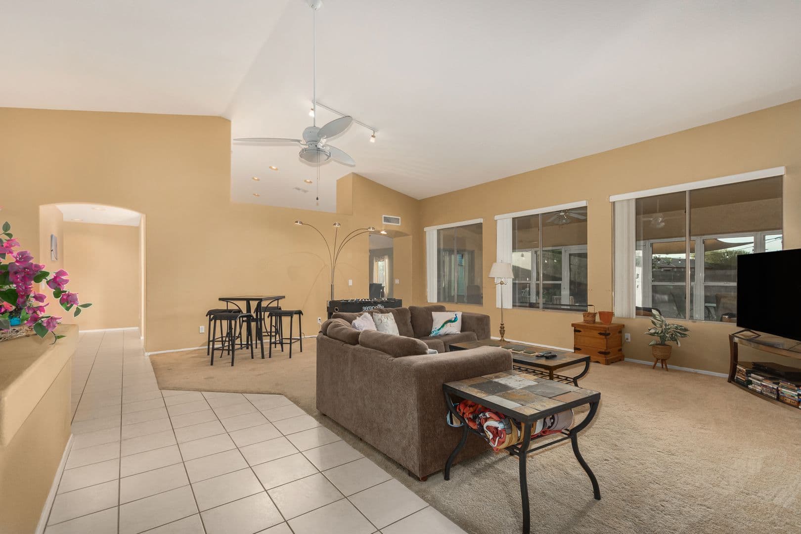Peoria House: 8440 W Alex Ave