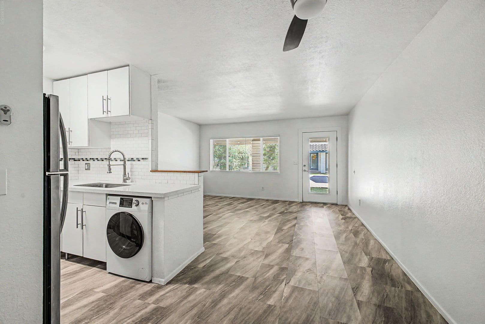 Phoenix Apartment: 1701 E. Cambridge Ave.