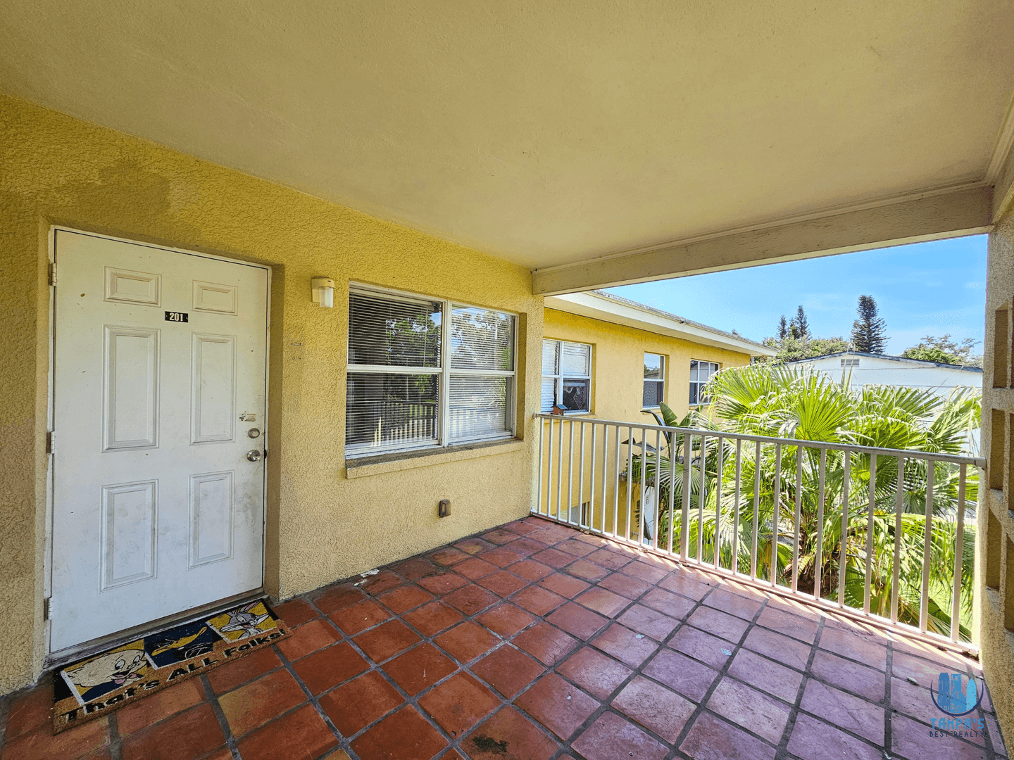 Clearwater Apartment: 1355 Drew St