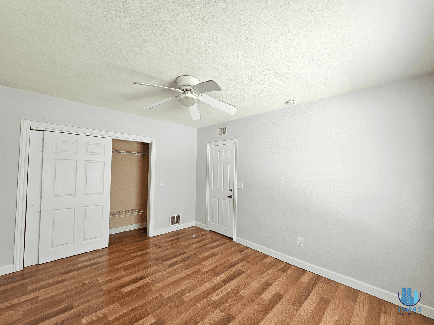 Clearwater Apartment: 1355 Drew St